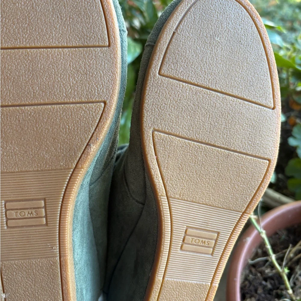 Toms Olive Suede Women's Wedge Boots